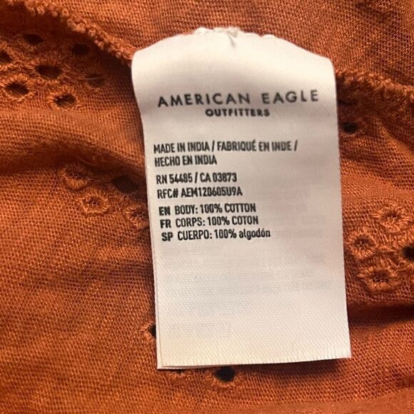 AMERICAN EAGLE PEASANT CROP EYELET TOP RUST SIZE M - Picture 7 of 8